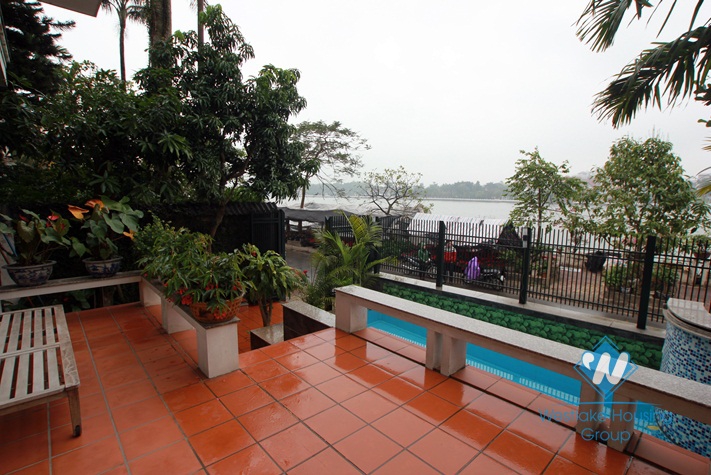 Beautiful house for rent in Westlake area, facing to the lake